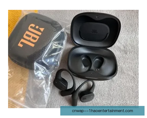 2026世界杯实时翻译耳机助力全球球迷畅享无障碍观赛体验